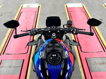 BMW M 1000 R - M Competition - 11