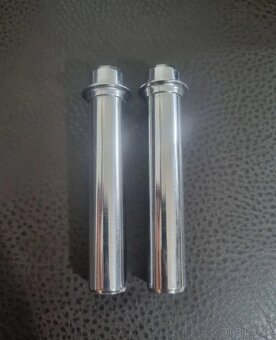 Špice kolo dráty pneu i-40 3.75-19 střed kola Ural Dněpr M72 - 11