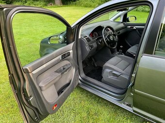 ►► VOLKSWAGEN TOURAN 2.0 TDI • NOVÁ STK ◄◄ - 11
