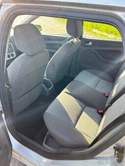 Ford Focus 1.6 TDCi Combi - 11
