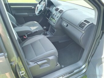 Touran 2.0 TDI r.v.2014 Top originální stav serviska - 11