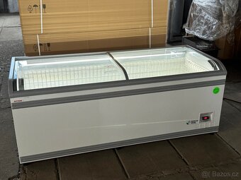 Prosklený pultový mrazák AHT 210x85x85cm - 11