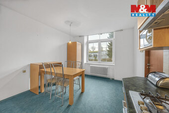 Prodej bytu 3+1, 124 m², Jaroměř, ul. Husova - 11