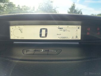 Citroen C4 - 11