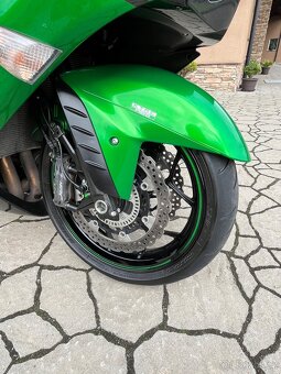 Kawasaki ZZR 1400 r.v.2018 najeto 14719km - 11