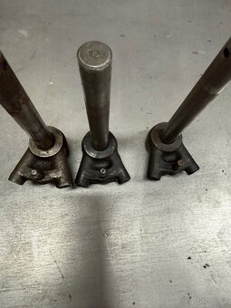 Jawa/Čz - díly převodovek 16x - 11