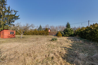 Prodej stavebního pozemku 1300 m2 v obci Záryby. - 11