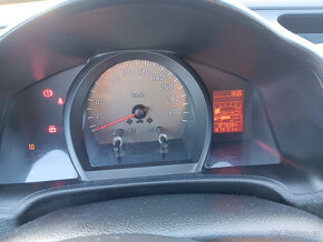 Nissan NV200 premium, 7 míst - 11