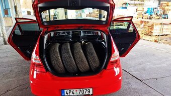 hyundai i30 1.4 benzin ( top stav ) - 11