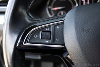 Škoda Superb Combi 2.0 TDI - 11