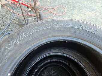 275/60R20 Godyear Wrangler SR-A  8-10mm  4ks - 11