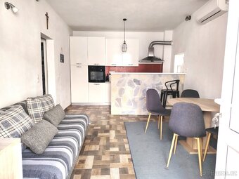 CHORVATSKO: Prodej domu 180 m² v Kastela,Dalmácie - 11