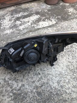 PŘEDNÍ HALOGENOVÉ SVĚTLA FORD KUGA MK2 90014882, 90014884 - 11