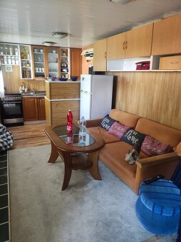 Obytná maringotka - 11