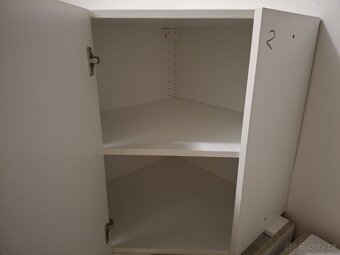 Kuchyňská linka se spotřebiči - 11