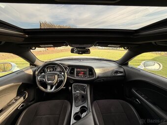 Dodge Challenger Scat Pack R/T 6.4 - 11