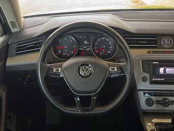 VOLKSWAGEN PASSAT 1.MAJ EL. KUFR CARPLAY SERVIS - 11