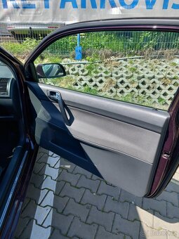 Volkswagen Polo 1,2, benzin, 3 dveř., r.v.2004, 150 t Is. km - 11