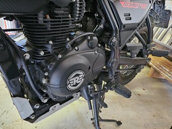 Royal Enfield Scram 411 - 11