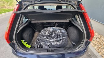 Ford Fiesta 1.3i - 11