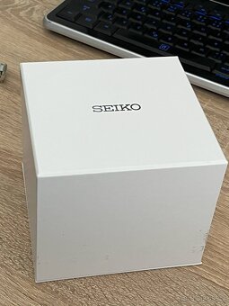 prodám Seiko Prospex Speedtimer SSC911P1 (pandy) - 11