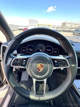 Porsche Cayenne 2019 73tkm 3.0/V6/SOFT/CARPLAY/PANO/DPH - 11