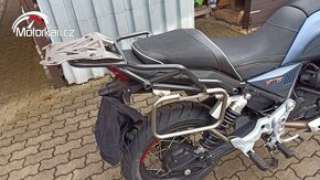 Moto Guzzi V85TT - 11