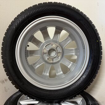 NOVÁ TOYOTA AYGO 4x100 R15 ET35+ZIMNÍ 165/60R15 8,5mm SILVER - 11