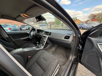 Volvo V60 1.6i (110kw) combi - tažné - servis jen VOLVO - 11