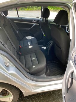 Škoda Octava II 2.0 TDI ( 103kW)  - 2012 v plné výbavě - 11