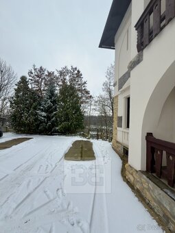 Pronájem bytu 1+1 45 m², se zahradou 100 m² - Mělník - 11