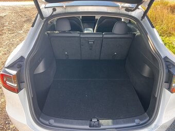 Tesla Model Y Long Range 2021 - 11