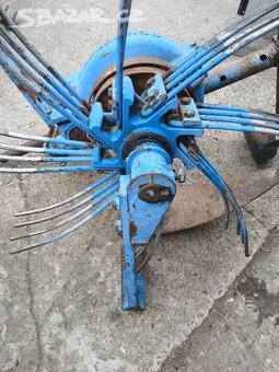 Prodám vyorávač brambor za malotraktory včetně kardanu viz f - 11