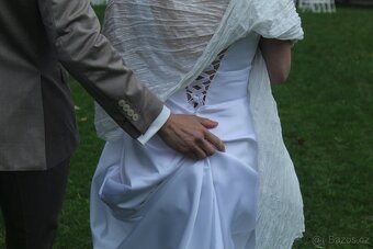 Svatební saténové šaty - 11