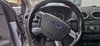 Ford Focus 1.6 85kw r.2005 - 11