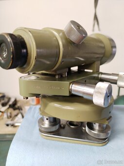 Nivelační přístroj MEOPTA - 11