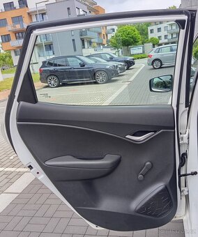 Hyundai IX20 1.4 CRDI 66 kW - 2012, CEBIA - 11