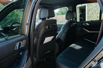 BMW X5 xDrive30d G05, najeto pouze 9tis. km, DPH - 11