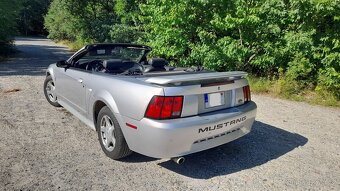 Ford Mustang new edge cabrio - 11