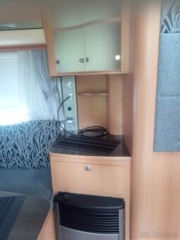 Prodám obytný karavan adria adorace 475 - 11