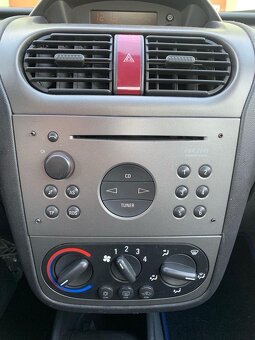 Opel Corsa 1.2 55kW - r.v. 7/2004 - 11