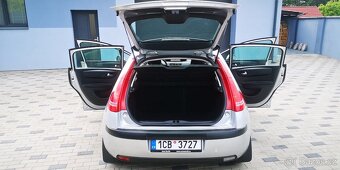 Citroen C4 1,6 HDI - 16V - 66kw. JEZDÍ PĚKNĚ. .STK do 8/2026 - 11