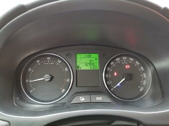 Škoda Roomster 1.2TSi 63kw Style AC PDC - 11