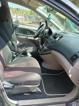 Mitsubishi Grandis 2.0 D 2007 - 11