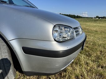 Volkswagen Golf - 11