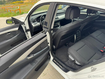 BMW Řada 5, 535I - 11