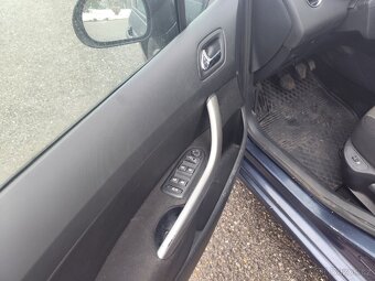 Peugeot 308 1,6 HDi 68 kW,2013, - 11