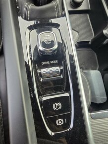 Volvo V60 D4 R-Design A/T, POJAZDNE, DPH, SERVISKA, - 11