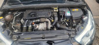 Citroën DS4 1.6 hdi 82 kw Automat - 11