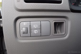 Kia Rio 1,3i SUPER STAV,PO SERVISU - 11